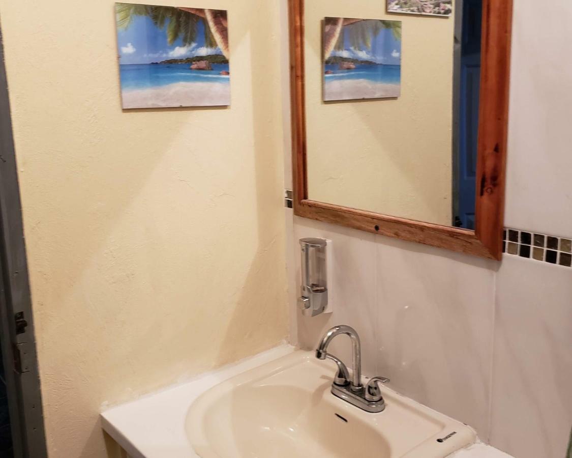 Viva Violas Port Antonio Kültér fotó