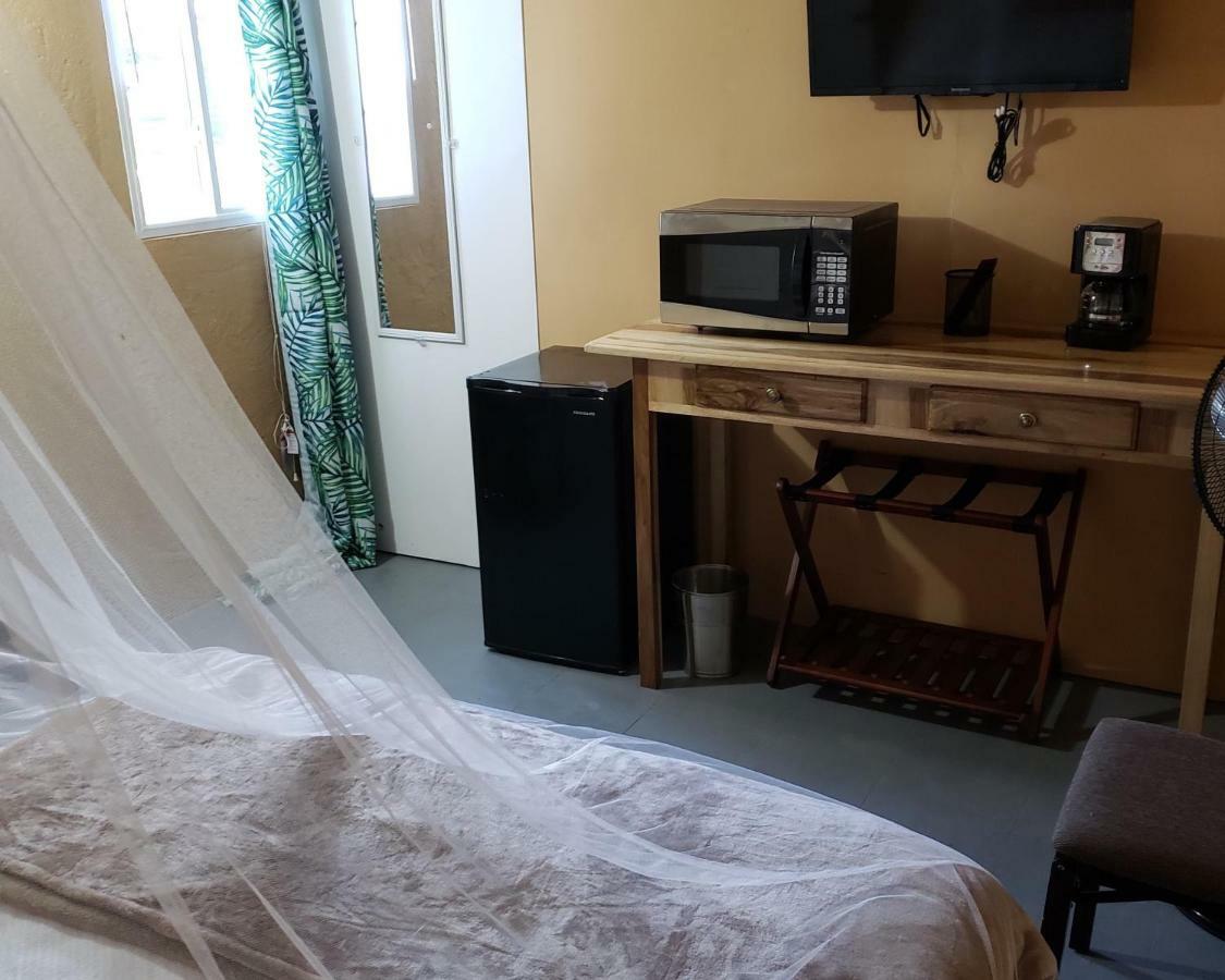 Viva Violas Port Antonio Kültér fotó